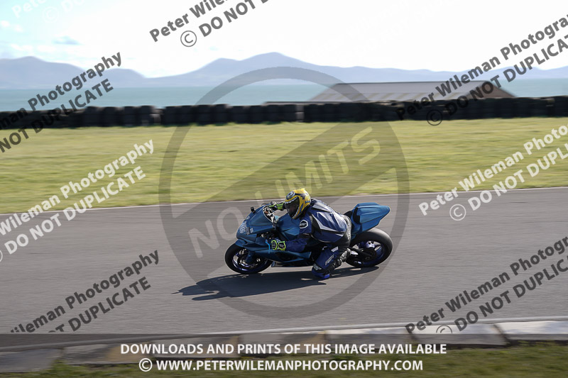 anglesey no limits trackday;anglesey photographs;anglesey trackday photographs;enduro digital images;event digital images;eventdigitalimages;no limits trackdays;peter wileman photography;racing digital images;trac mon;trackday digital images;trackday photos;ty croes